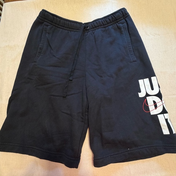 Nike Sweat Shorts - Picture 3 of 3